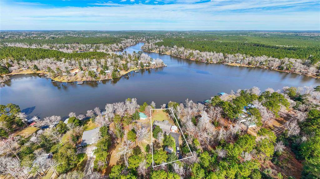 Colmesneil, TX 75938,701 County Road 3170