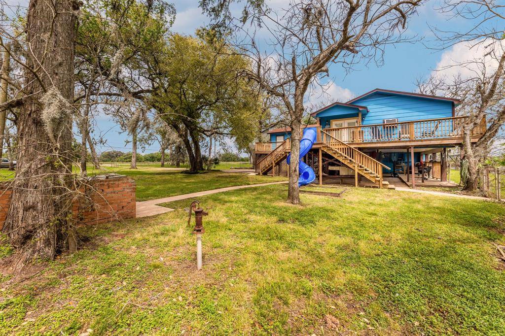 Damon, TX 77430,29707 County Road 25