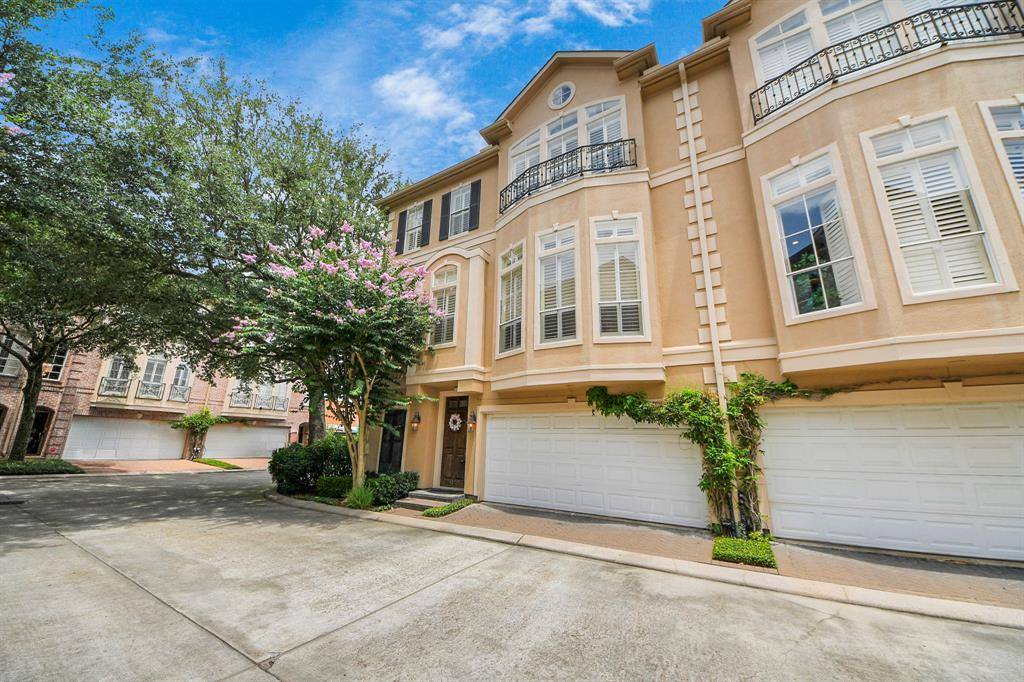 Houston, TX 77025,2930 Brompton Square DR