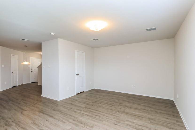 Houston, TX 77073,923 Imperial Heights LN