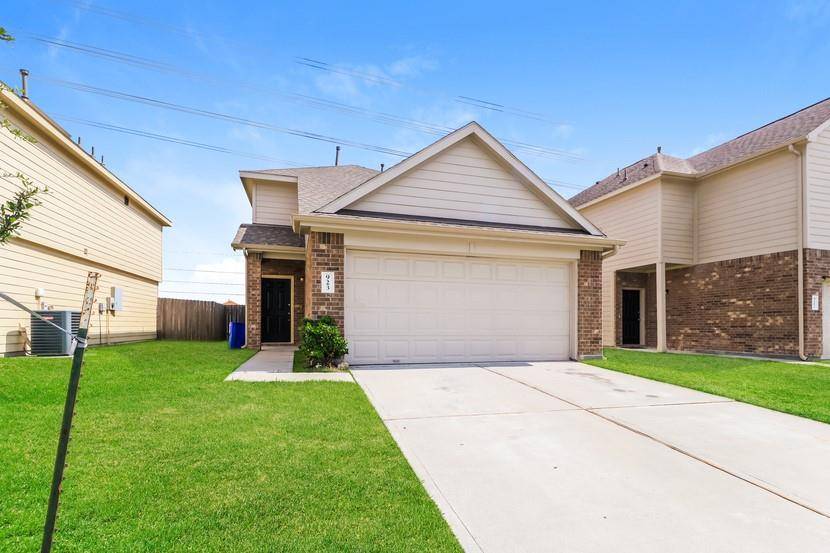 Houston, TX 77073,923 Imperial Heights LN