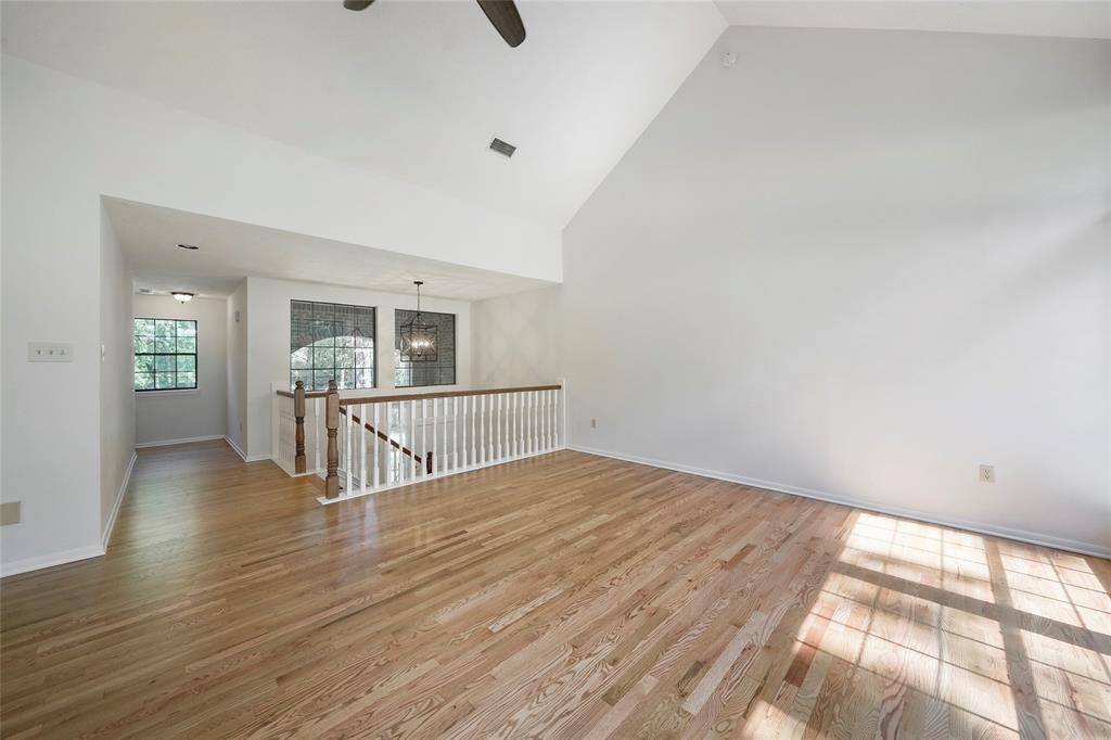 The Woodlands, TX 77380,4 Fairway Oaks PL #4