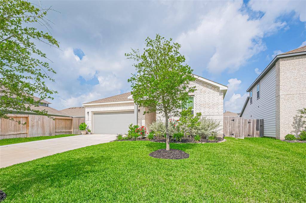 Montgomery, TX 77316,5732 Palm Flower DR