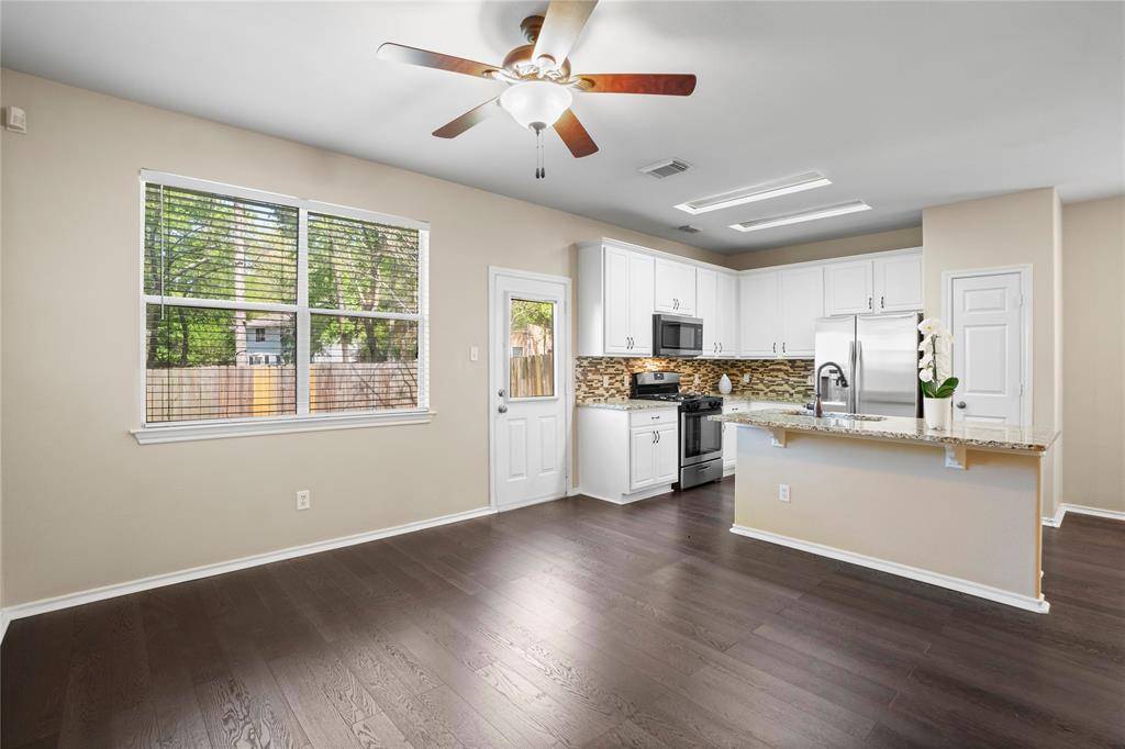 The Woodlands, TX 77382,15 Blue Creek PL