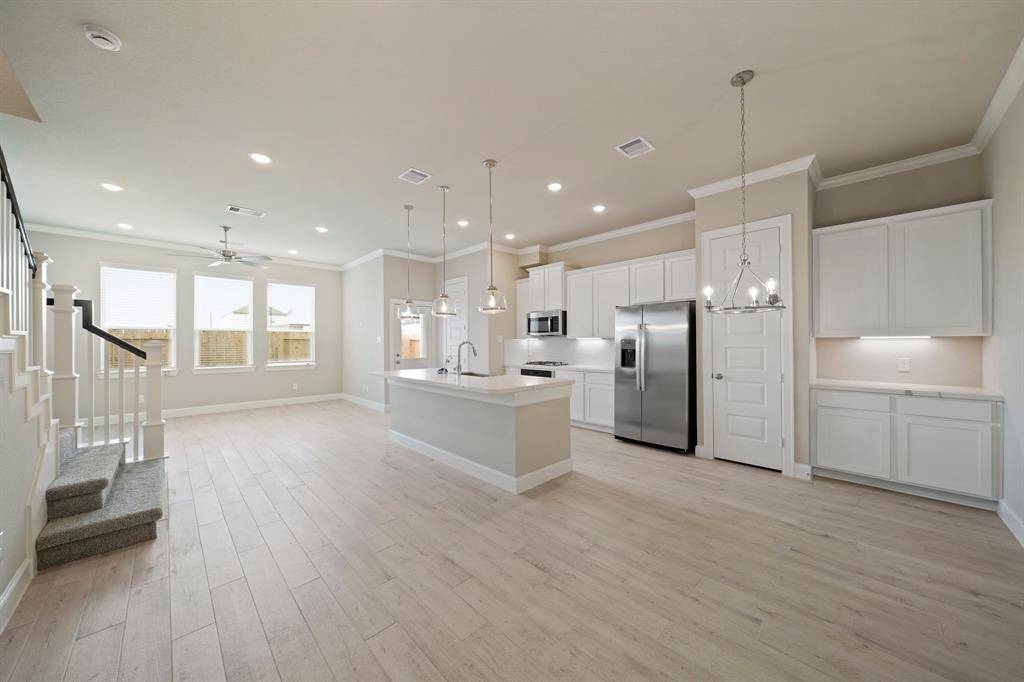 Houston, TX 77047,11407 Blossom Square ST