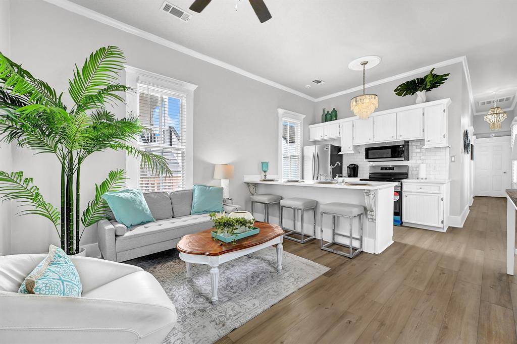 Galveston, TX 77550,3907 Ursuline St