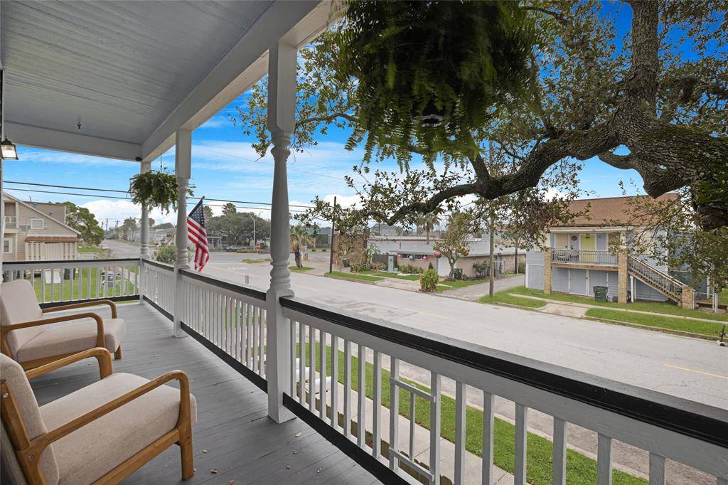 Galveston, TX 77550,910 9th ST