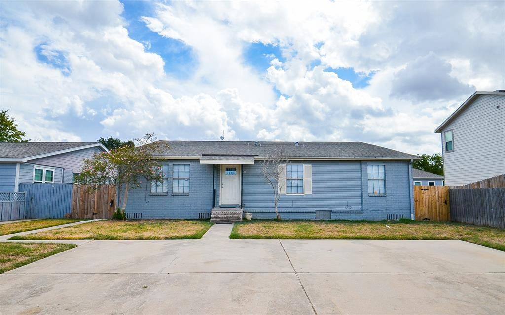 Brookshire, TX 77423,9 Becca CT