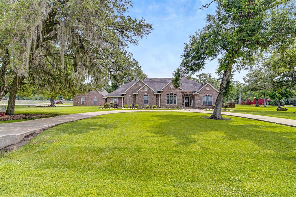 Sweeny, TX 77480,7289 County Road 684c