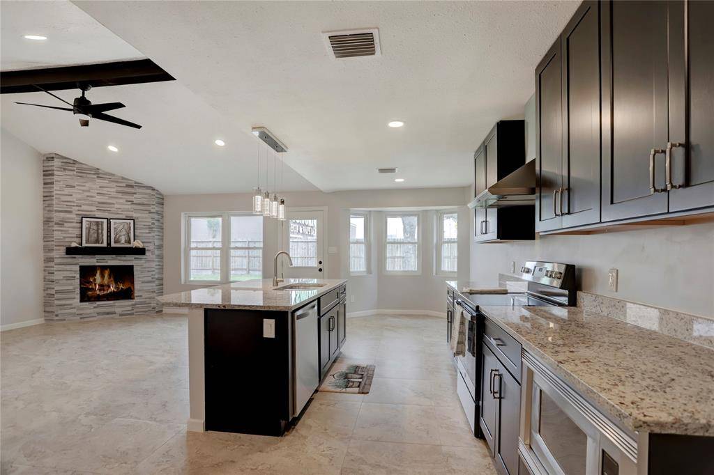 Katy, TX 77450,327 Gentilly DR