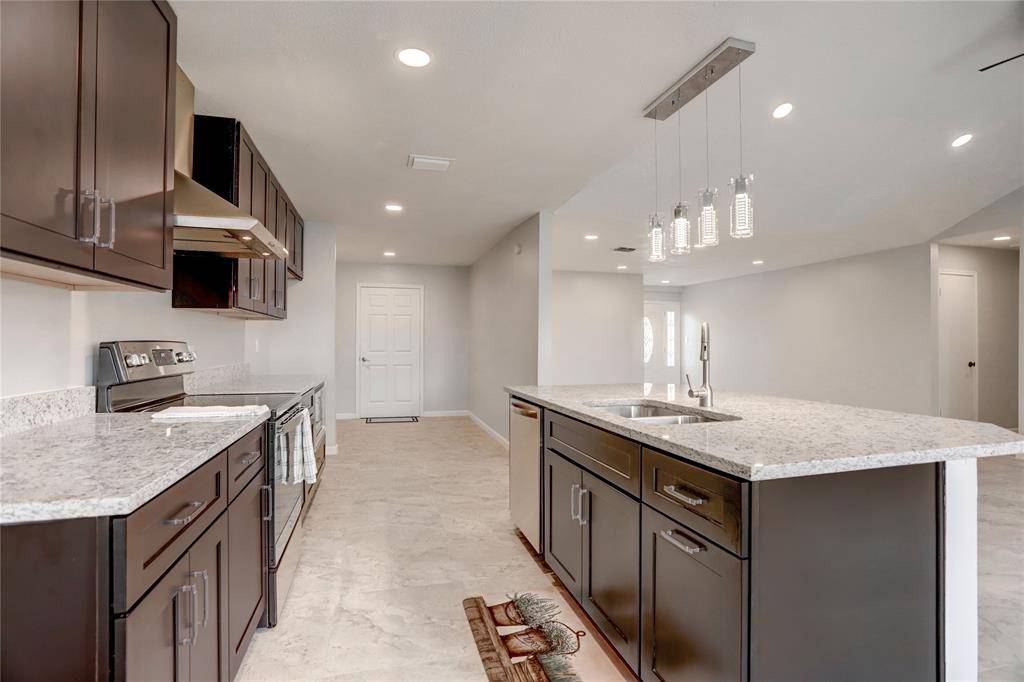 Katy, TX 77450,327 Gentilly DR