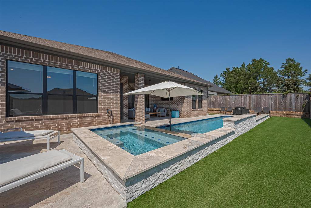 Conroe, TX 77384,1011 Oak Briar LN