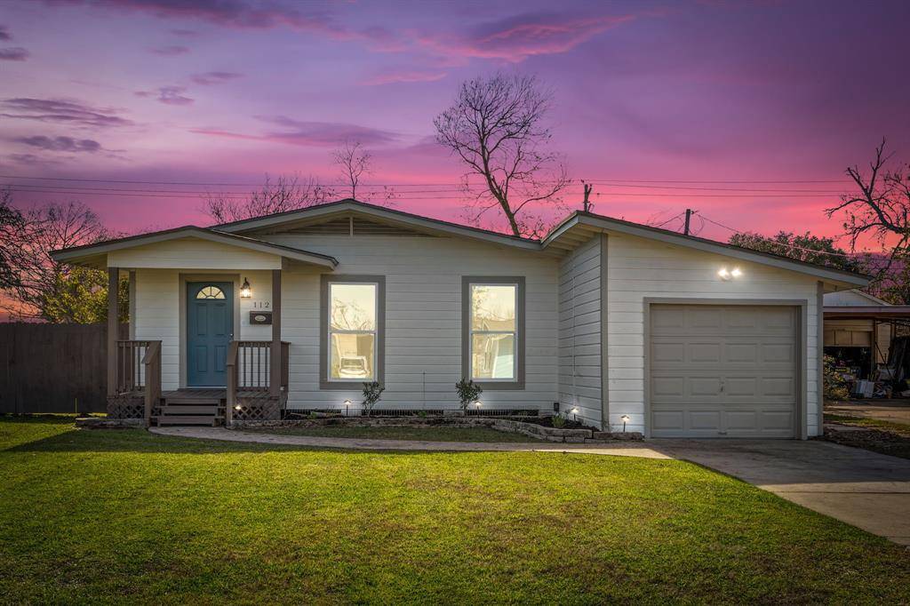 Lake Jackson, TX 77566,112 Acacia ST