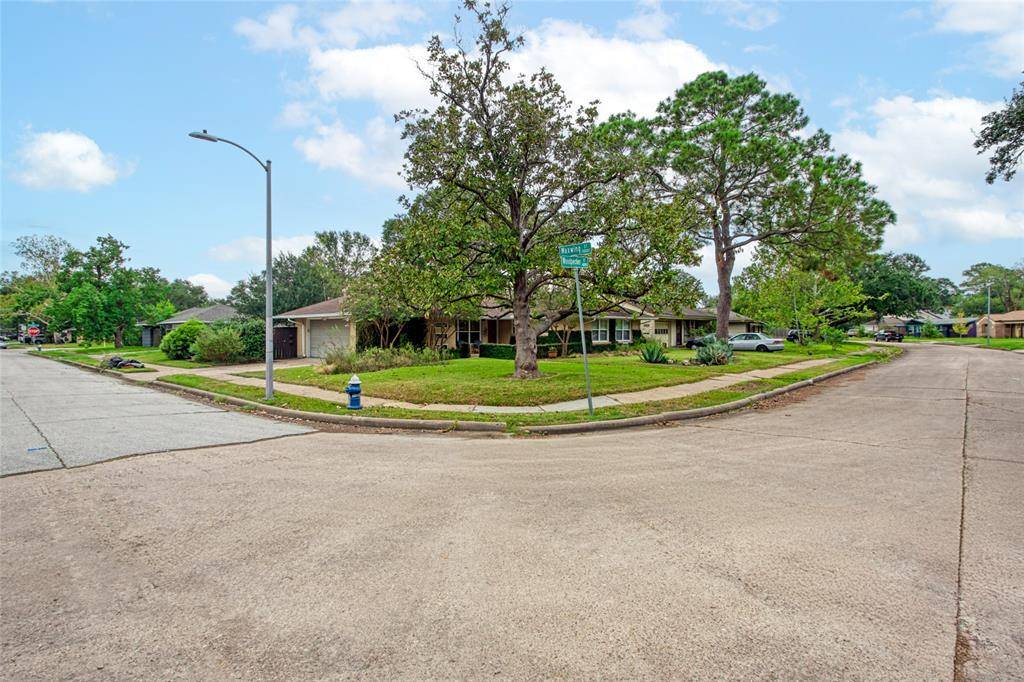 Houston, TX 77035,4858 Woodpecker ST