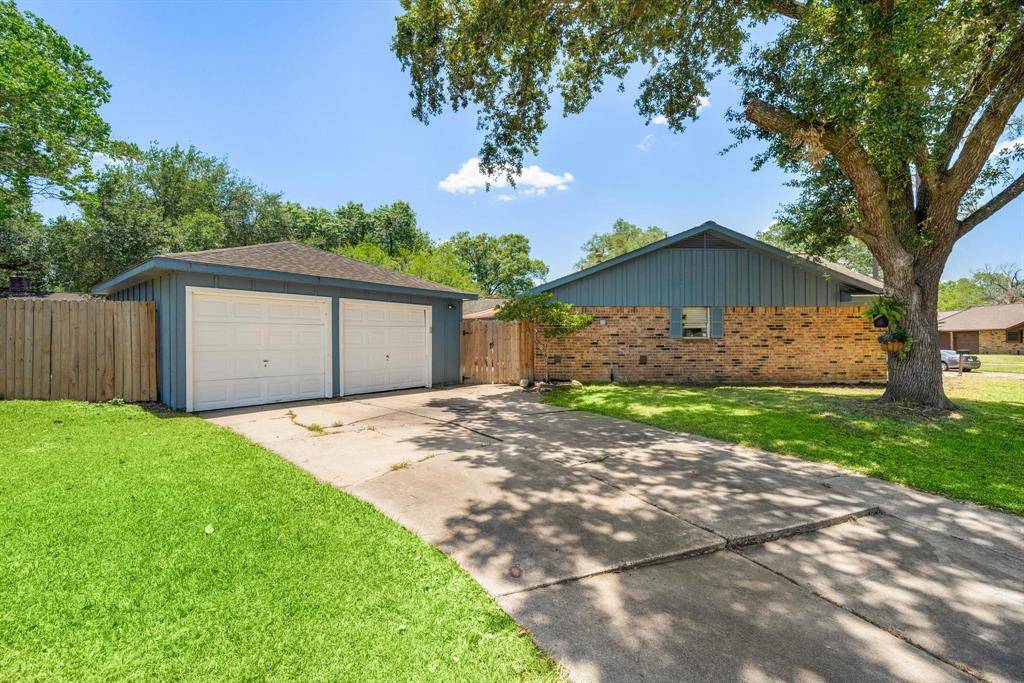 Friendswood, TX 77546,5103 Geneva DR