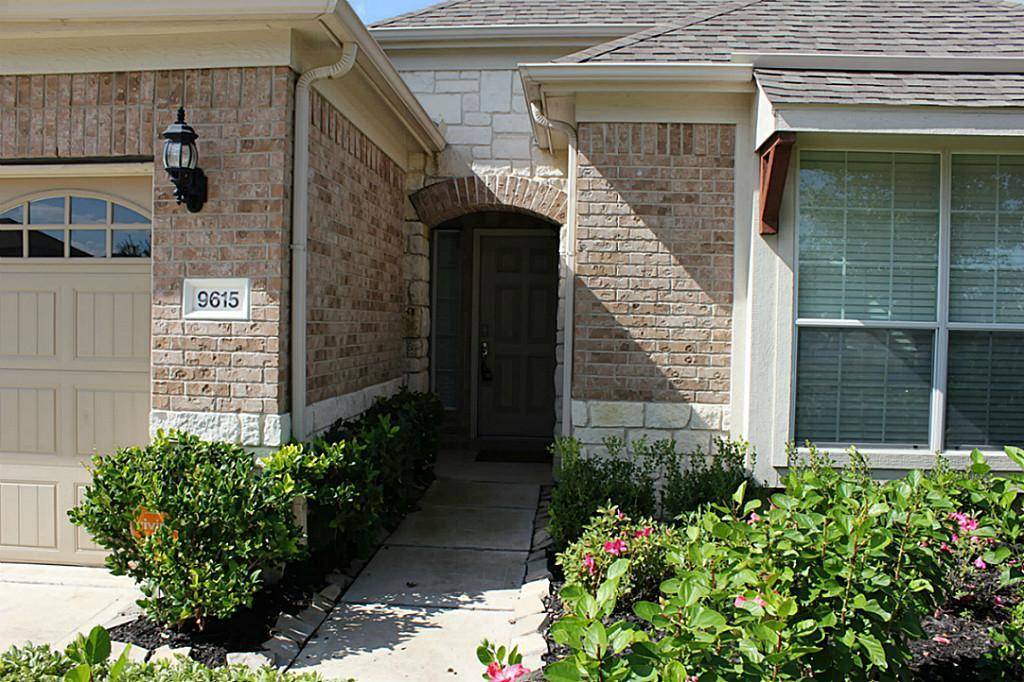 Katy, TX 77494,9615 E Amber Bluff LN