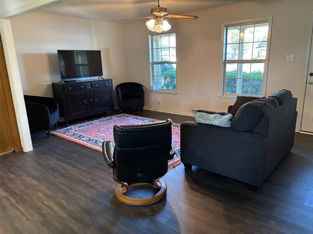Crockett, TX 75835,114 Briar LN