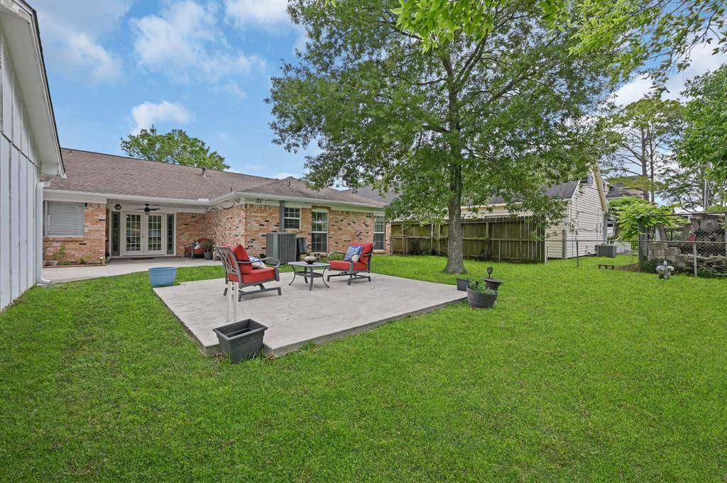 La Porte, TX 77571,19 Bay Harbor DR