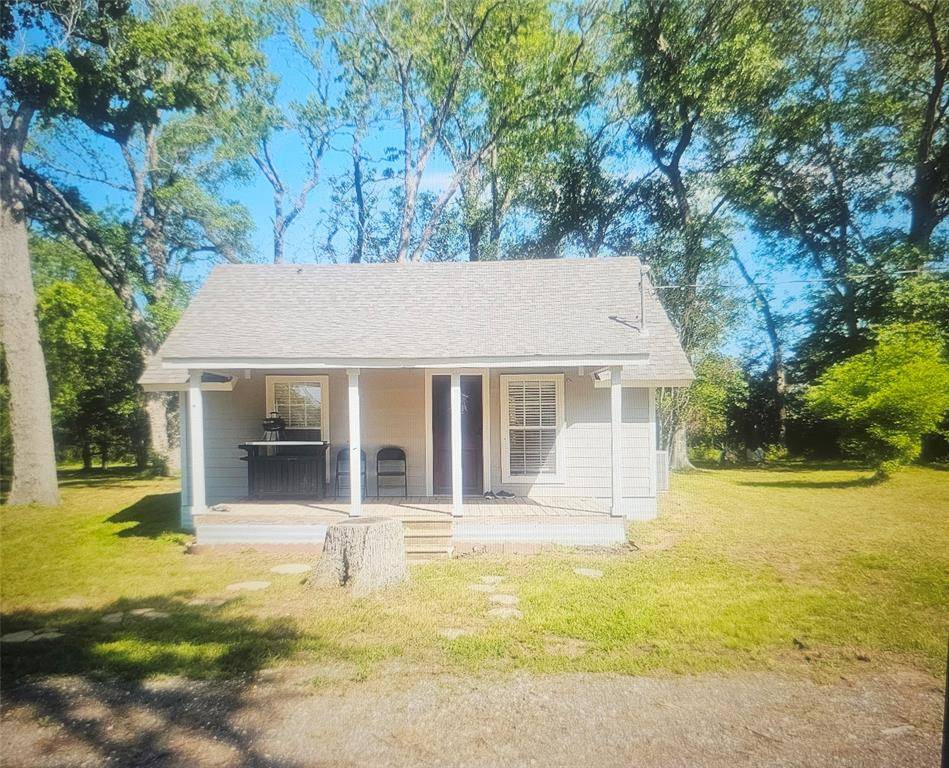 Hempstead, TX 77445,22116 Fairground RD