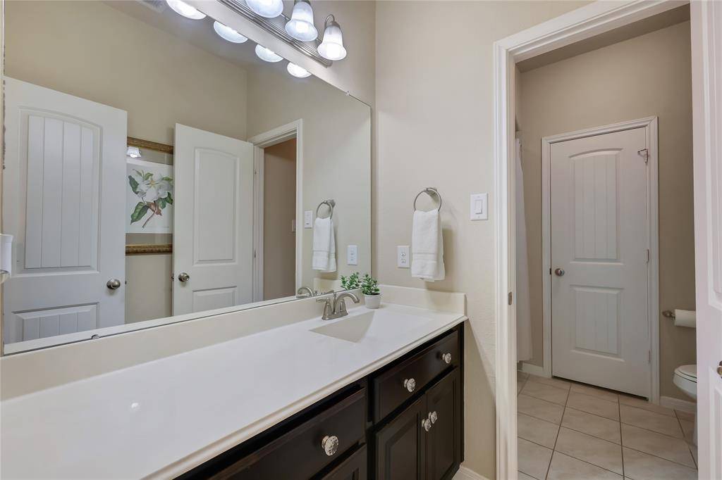La Porte, TX 77571,93 Birdie CIR