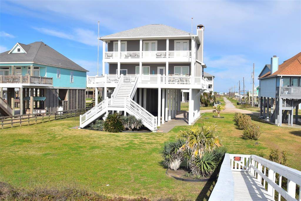 Crystal Beach, TX 77650,819 Brint DR