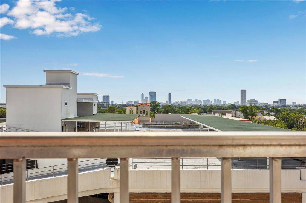 Houston, TX 77006,3614 Montrose BLVD #702