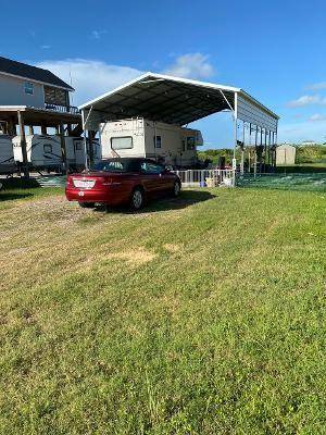 Crystal Beach, TX 77650,884 East RD