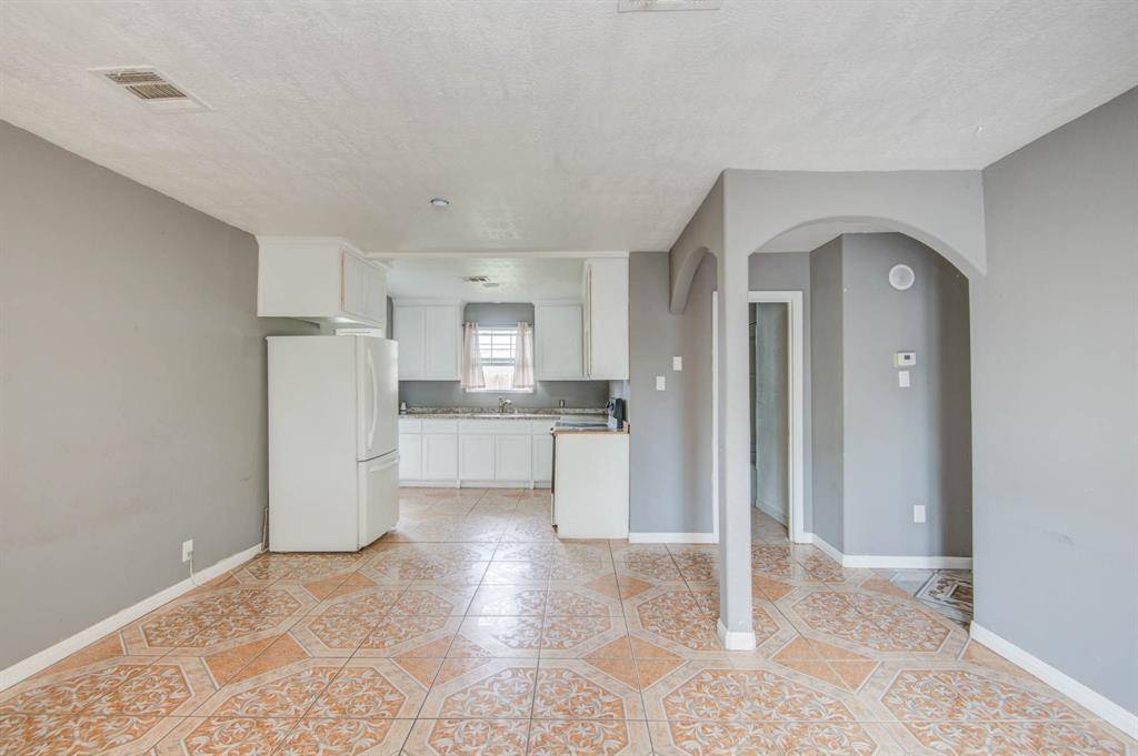 Houston, TX 77078,9125 Linda Vista RD