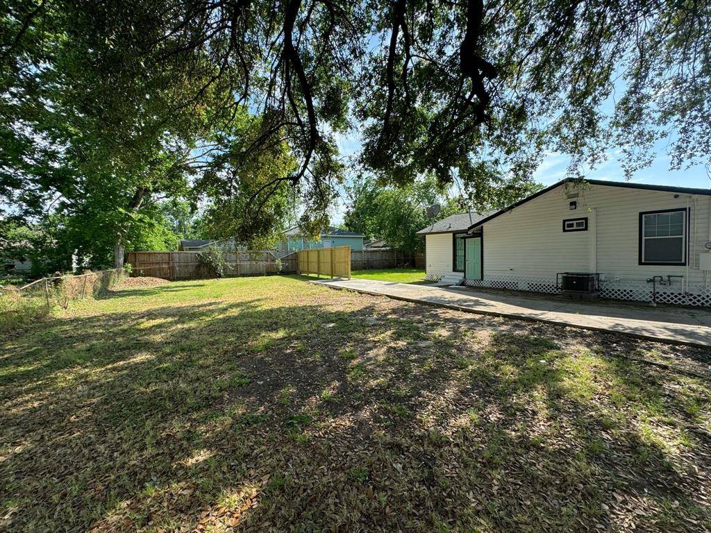 Houston, TX 77028,7962 Safebuy ST