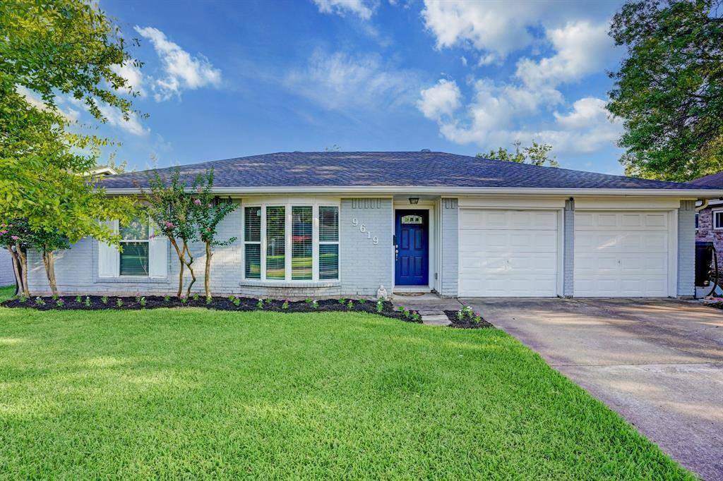 Houston, TX 77063,9619 Windswept LN