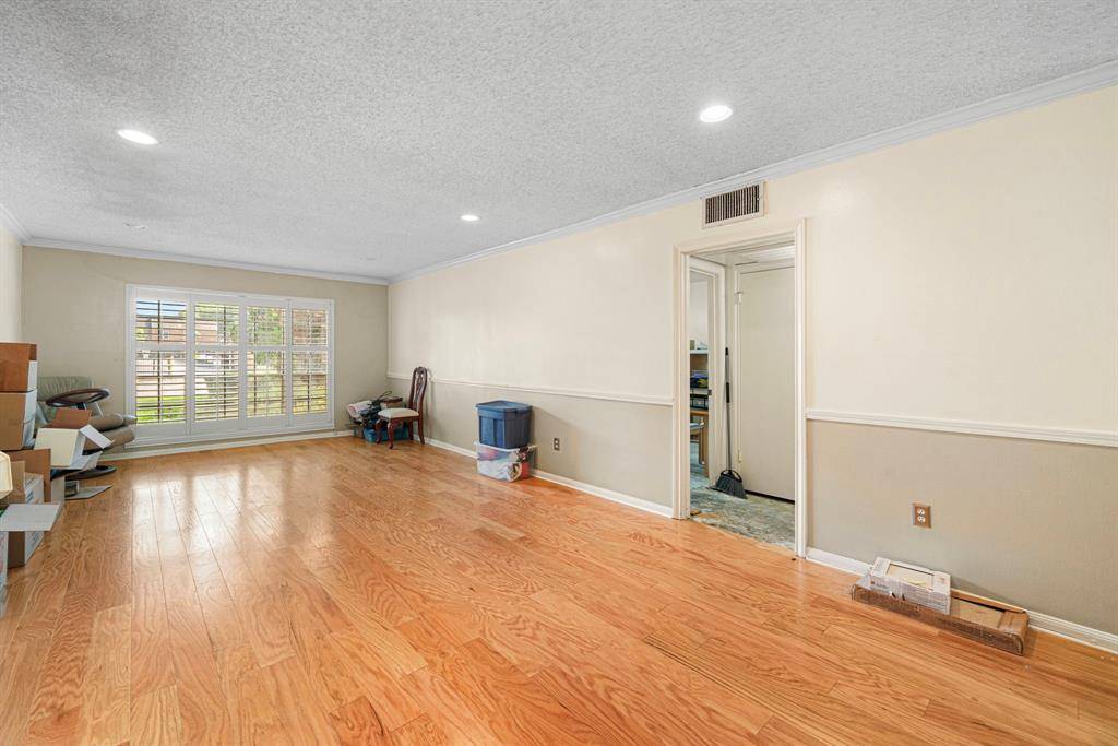 Houston, TX 77025,2600 Bellefontaine #D12