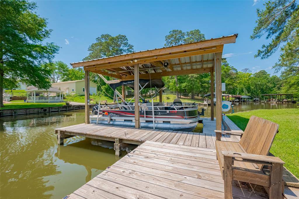 Onalaska, TX 77360,333 Lakeshore DR