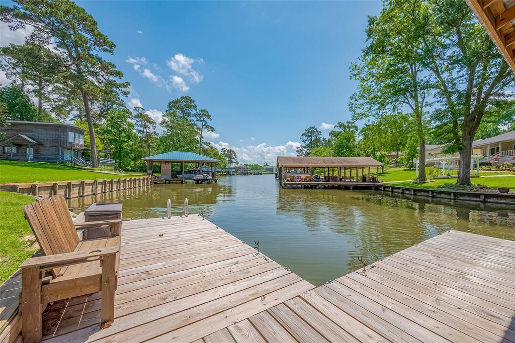 Onalaska, TX 77360,333 Lakeshore DR