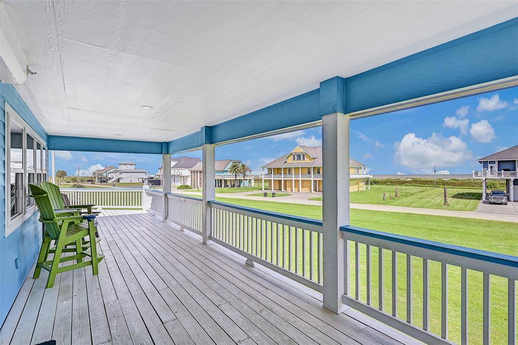 Crystal Beach, TX 77650,808 Pinata DR