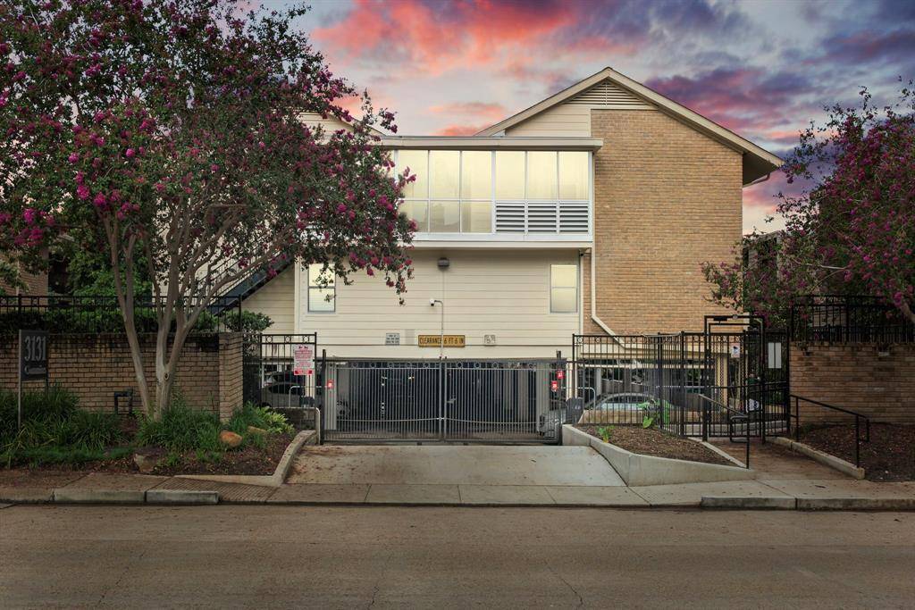 Houston, TX 77027,3131 Cummins ST #6
