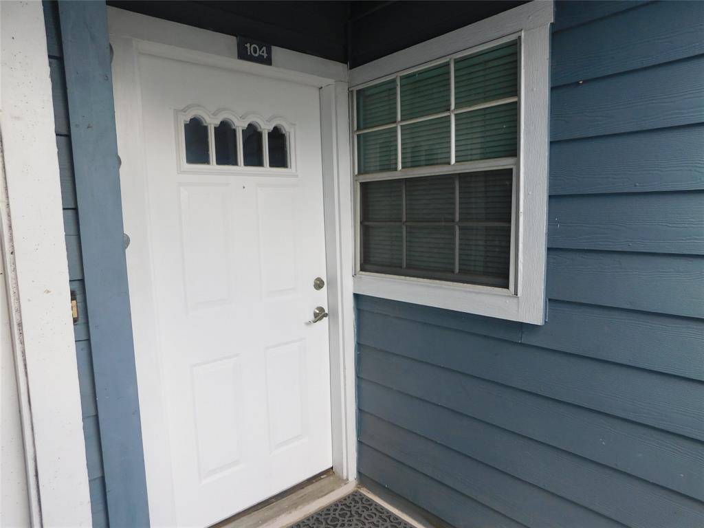 Houston, TX 77062,2323 Fairwind RD #104
