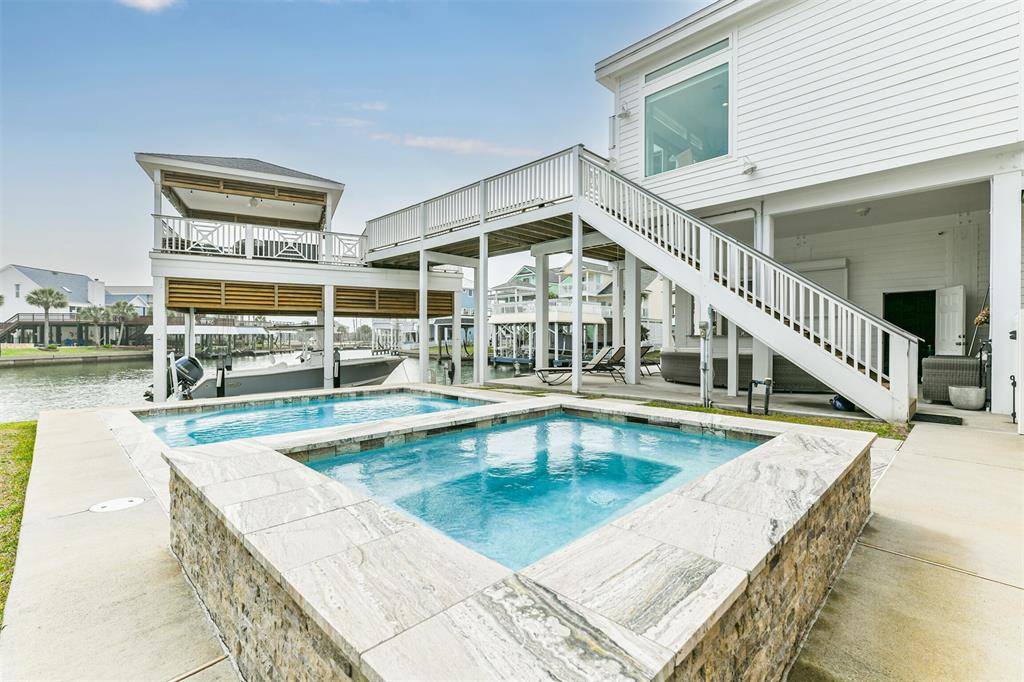 Galveston, TX 77554,4007 Island CT