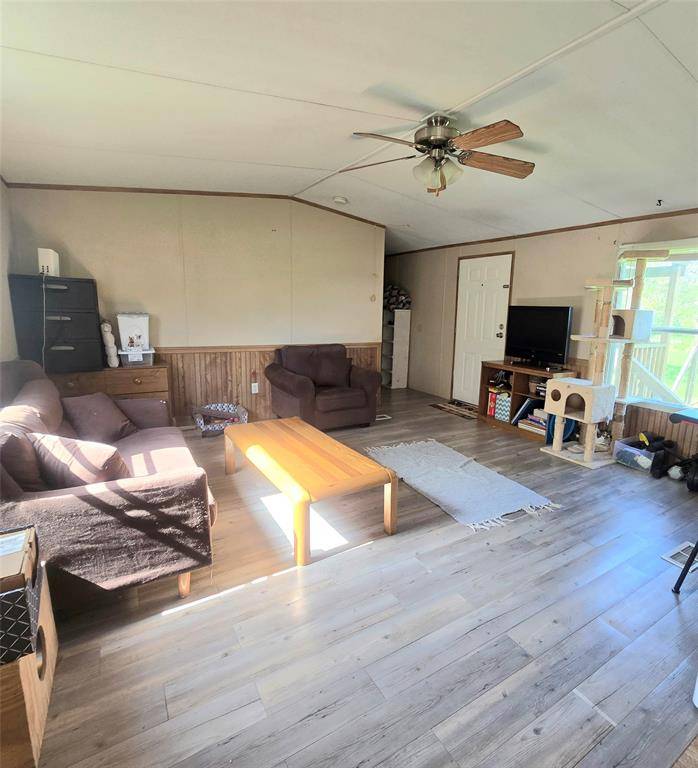 Dayton, TX 77535,384 County Road 6052