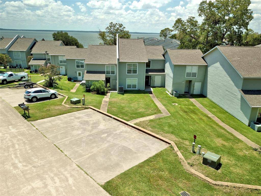 Livingston, TX 77351,100 Edgewater DR #31