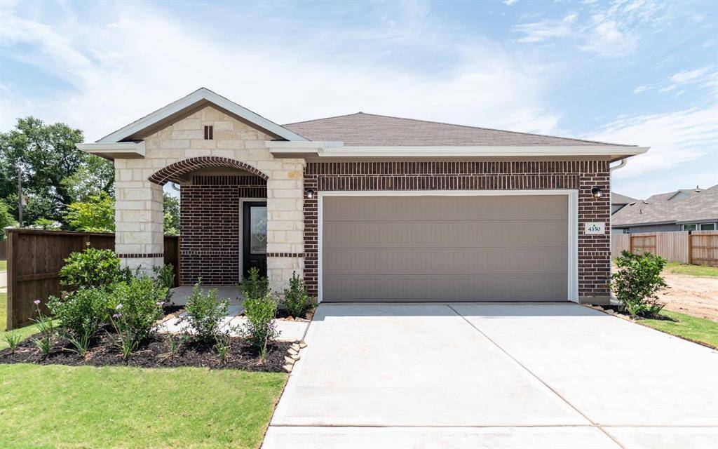 Pinehurst, TX 77362,4350 Maple Root LN