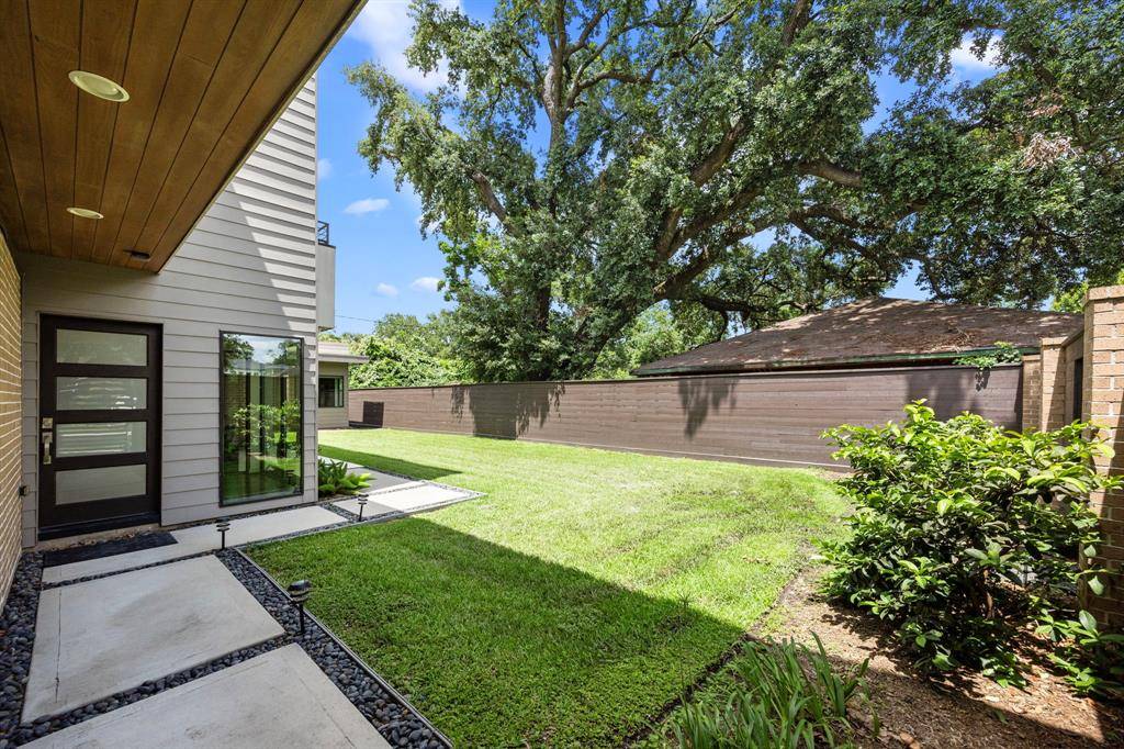 Houston, TX 77055,9622 Pine Lake DR
