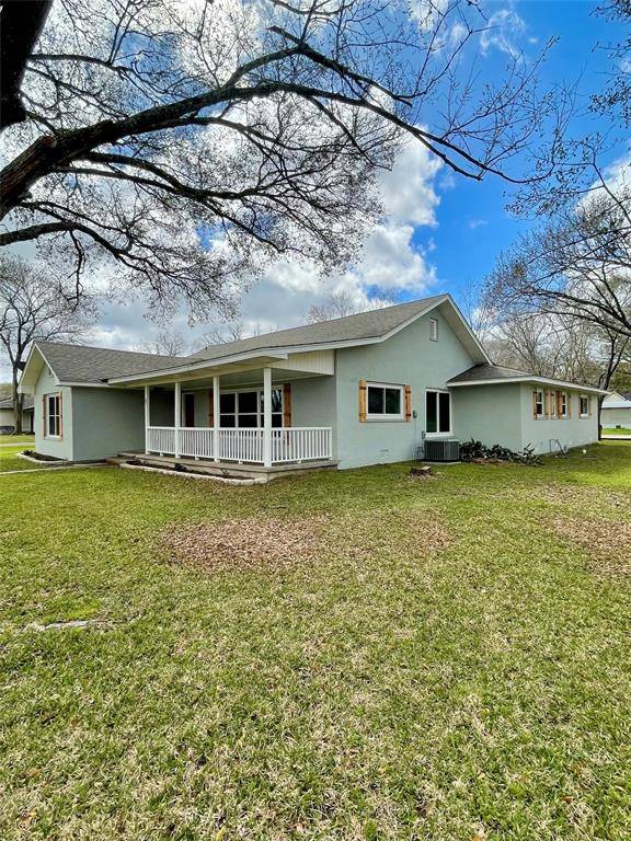 Edna, TX 77957,801 Fulton ST