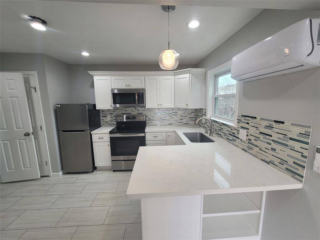 Galveston, TX 77551,4909 Wharton #Rear