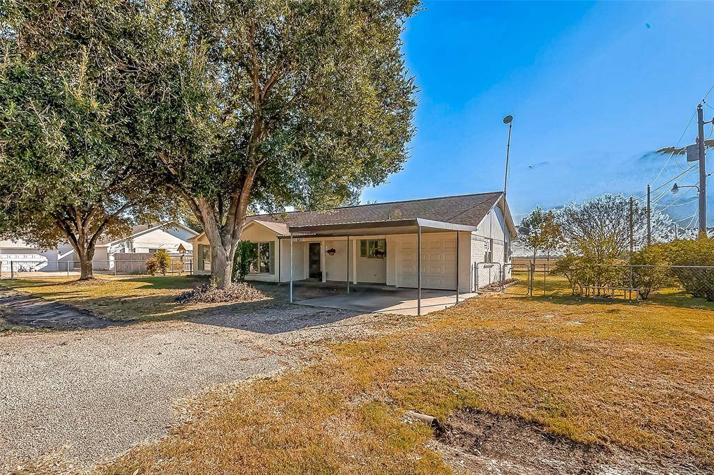 Wallis, TX 77485,6317 Bowers ST