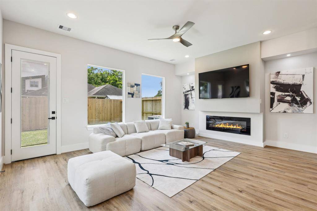 Houston, TX 77021,3720 Nathaniel Brown ST