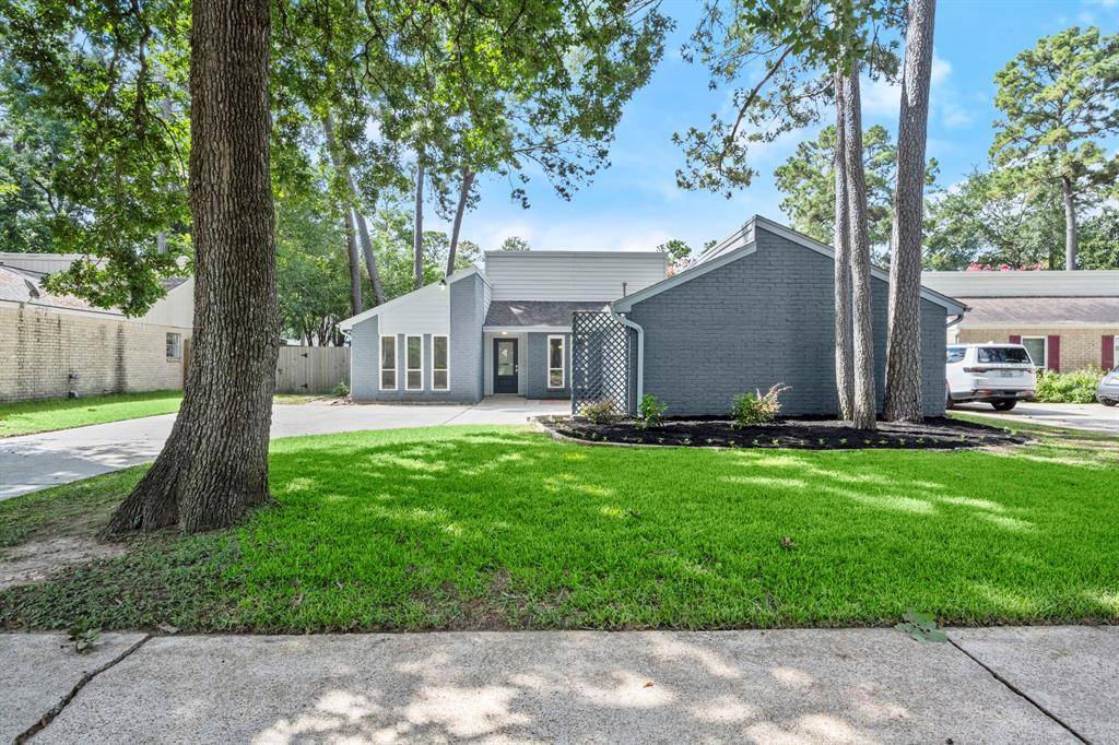 Houston, TX 77070,14902 Forest Lodge DR