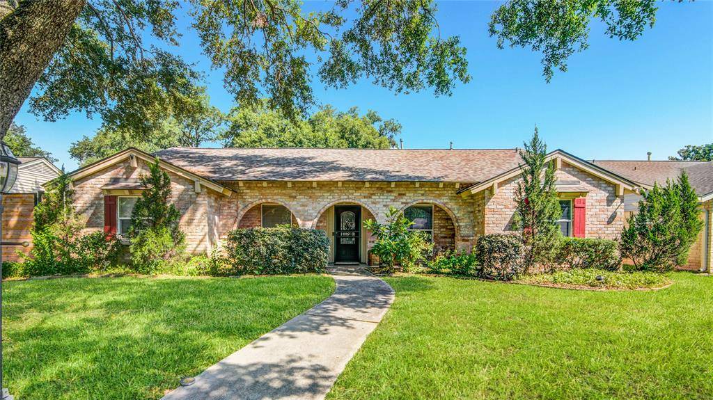 Spring, TX 77388,210 Magic Oaks DR