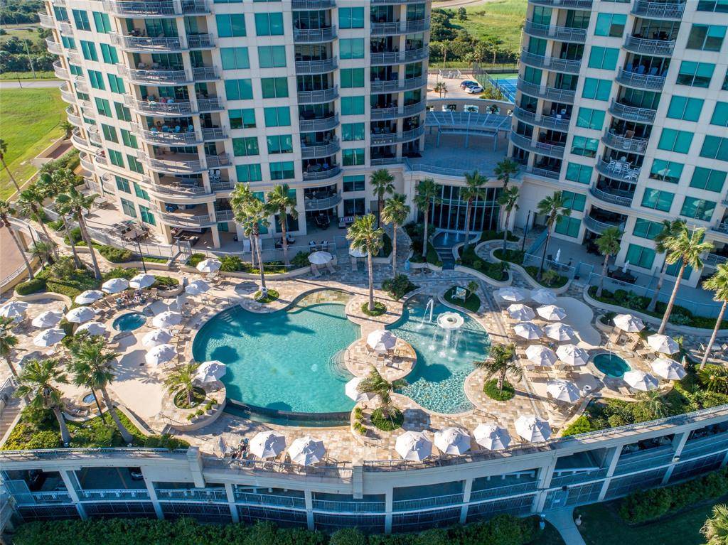 Galveston, TX 77550,801 E Beach DR #TW1004