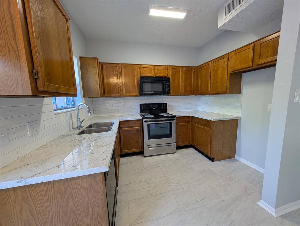 Houston, TX 77054,7575 Cambridge ST #3005