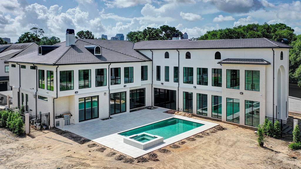 Houston, TX 77056,5517 Sturbridge DR